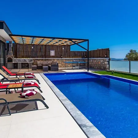 Cavdir 2 Bedroom Secluded With Private Pool Hot Tub * 卡尔坎