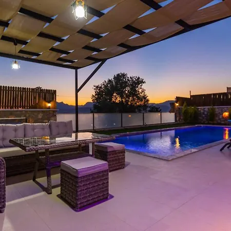 Cavdir 2 Bedroom Secluded With Private Pool Hot Tub *